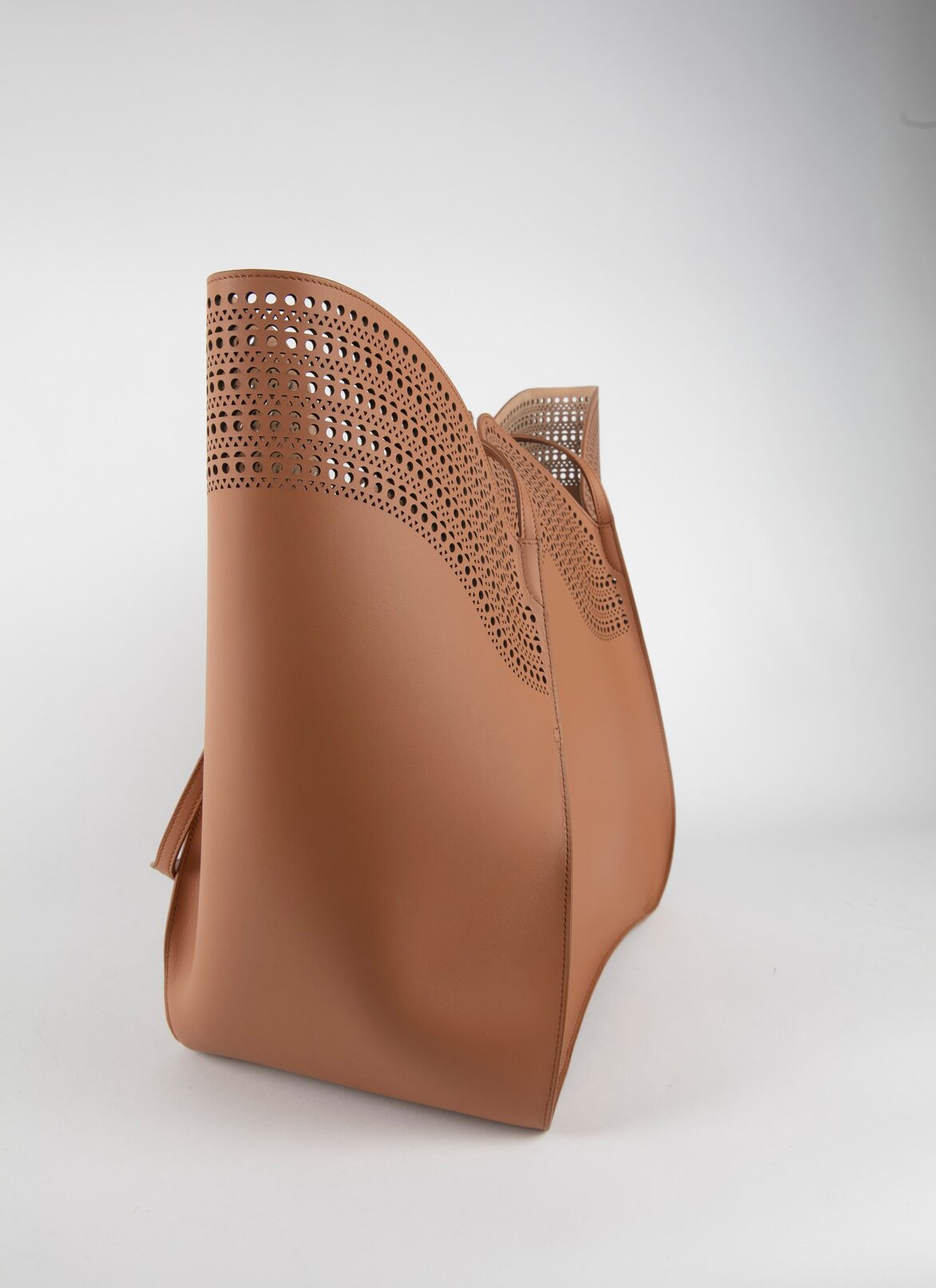 Handbags ALAÏA GOLDEN BROWN HANDBAGS
